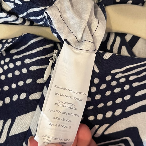 Jcrew women’s navy and white patterned v neck sleeveless jumpsuit - Picture 11 of 11